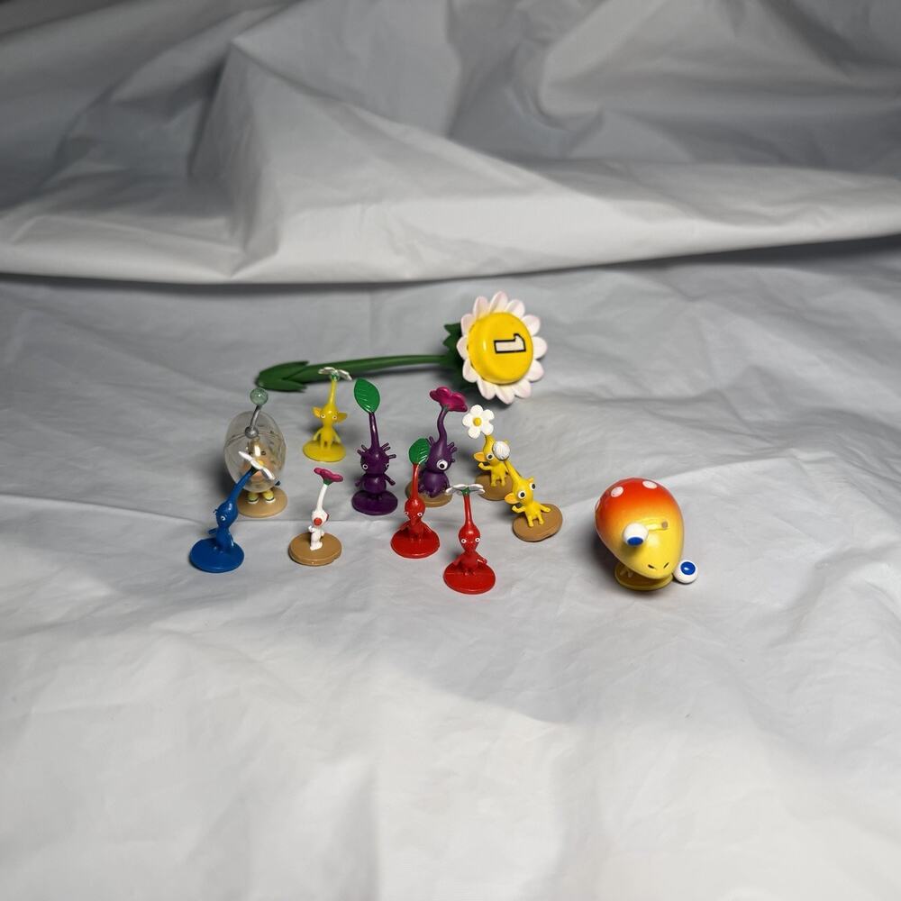 Pikmin 2 Nintendo 2004 Agatsuma 12 Figures Lot Pikmin Louie Pellet Posy Bulborb